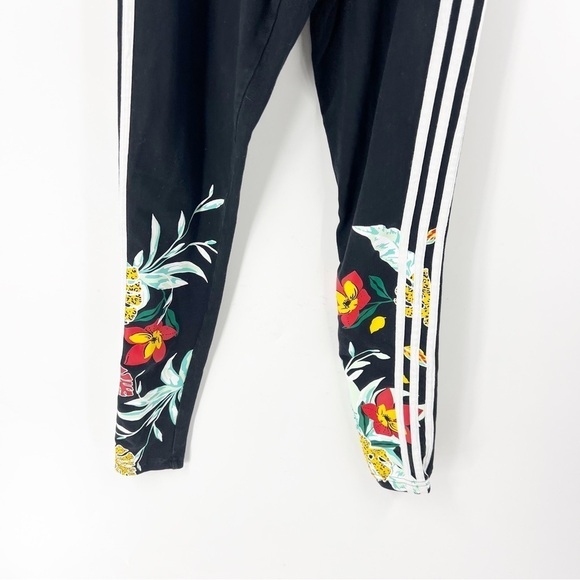 ✅ Adidas Women's 3 Stripe HER Studio Floral Leggings Pants Tights Size SMALL - Picture 5 of 8